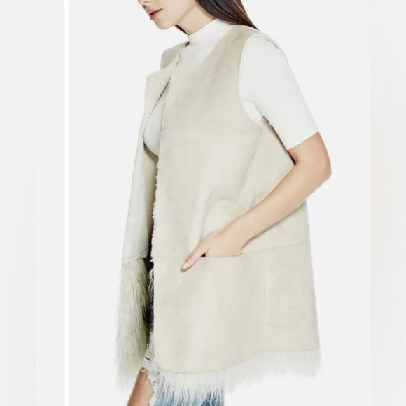 Guess Reversible Faux Fur Faux Suede Jillet/Vest - Picture 4 of 10